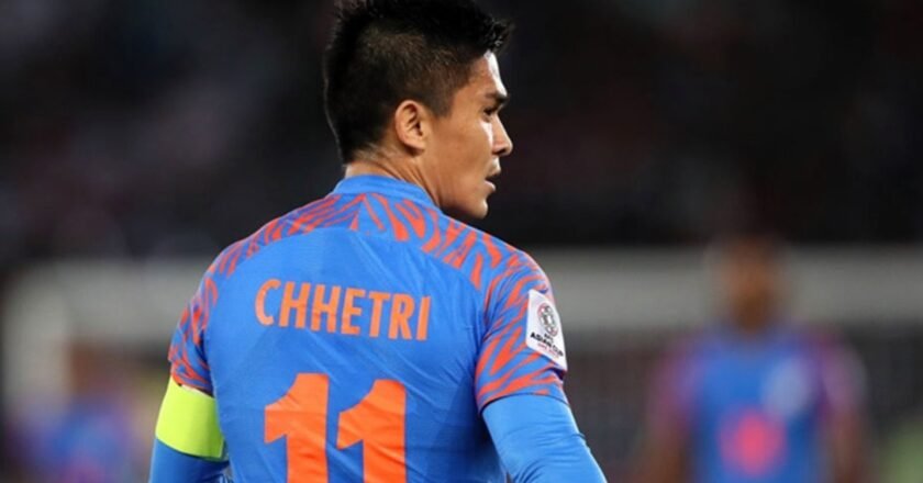 After hearing about Sunil’s retirement, Kohli gave a message