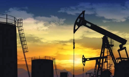 Oil progress on strong dollar and strong fuel demand; Brent crude at $85.77/bbl