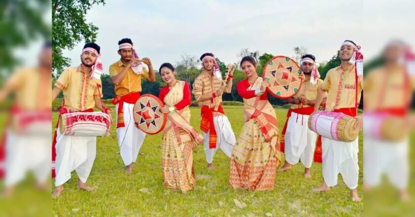 The Assamese diaspora dazzles at PM Modi’s speech in New York with the Bihu dance