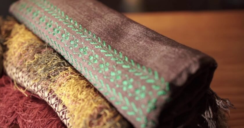 Ryndia Silk goes international, govt exports fabric to Singapore