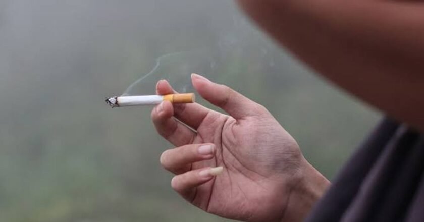 With every cigarette, people lossing twenty minutes of their lives