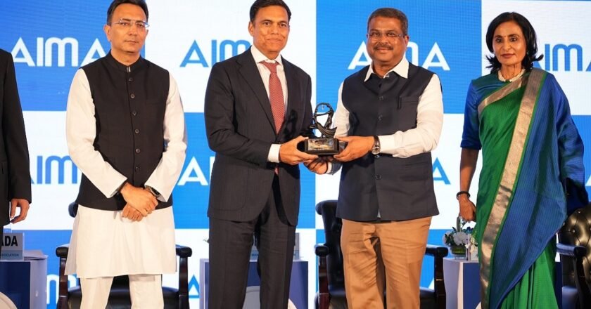 JSW Group Chairman Sajjan Jindal honors ‘Business Leader of the Decade’ Award