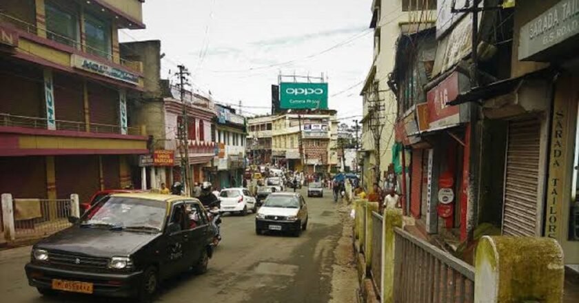 Opposition parties raise concern over road paintings in Shillong