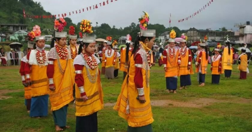 Shad Suk Mynsiem Festival at Laitkor showcases Khasi traditions