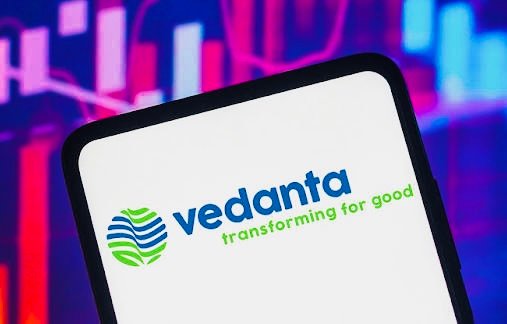 Vedanta Shares downturn After NCLT Delays Disinvestment Hearing