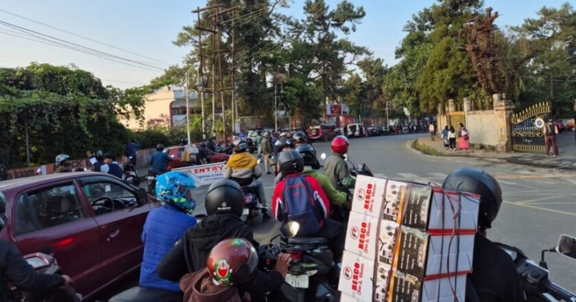 Bomb scare at Police Bazar, as abandoned bag leads police to cordon market