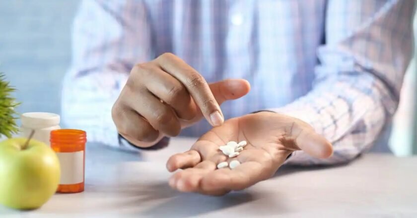 AIIMS Director raises alarm over unprescribed antibiotic use