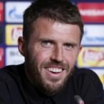 Carrick Shifts Focus to Tactical Growth Following Initial Setback as Manchester United Manager