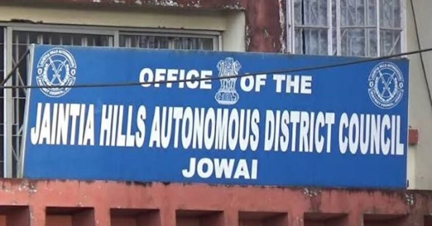 Hundreds march to JHADC over disputed land certificates in EJH