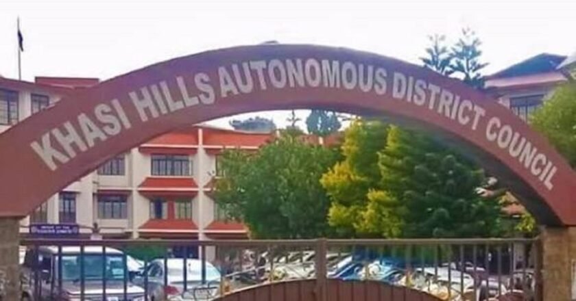 Red flag protest at KHADC; CEM Invites 20 Sohra leaders for talks