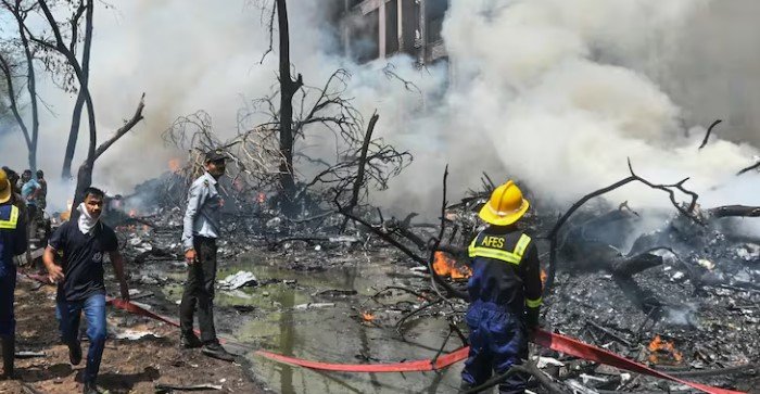 Against Flames and Chaos: Firefighters Wage Grueling Rescue Effort After Air India Crash