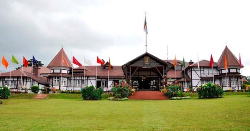 Lok Bhavan declared heritage building by state govt