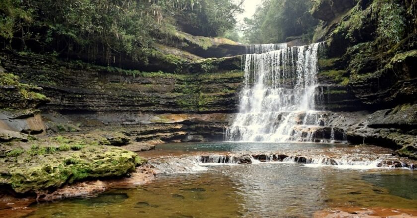 Weisawdong falls reopens and villages resolve dispute