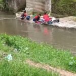 DC inspects Umkaliar river in Shillong amid growining pollution